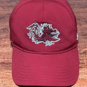 University of South Carolina Gamecocks Hat Cap by Under Armour Strap-back